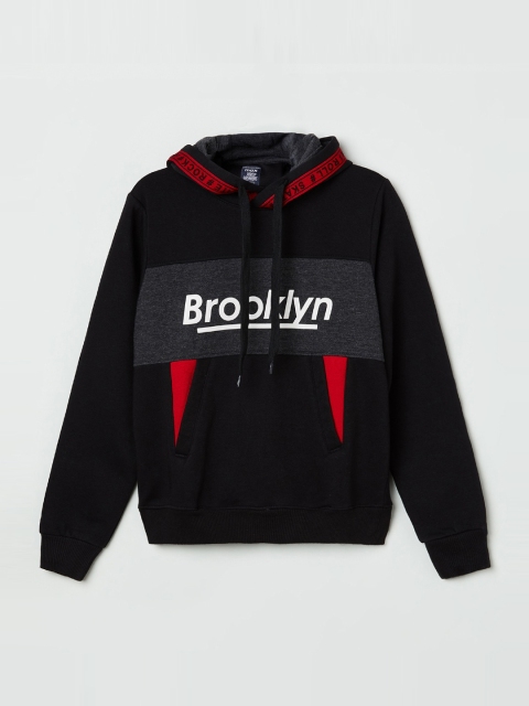 

max Boys Black Printed Hooded Sweatshirt