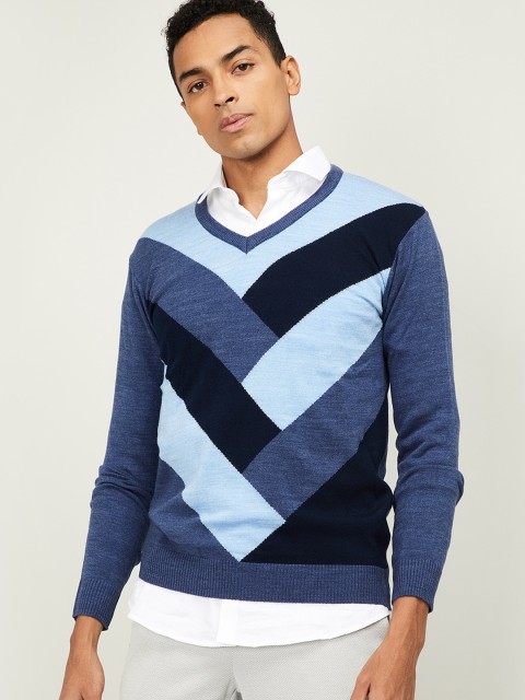 

CODE by Lifestyle Men Blue Colourblocked Pullover Sweater
