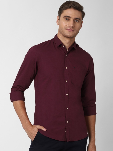 

Peter England Casuals Men Maroon Slim Fit Solid Casual Shirt
