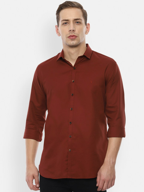 

V Dot Men Maroon Slim Fit Solid Casual Shirt
