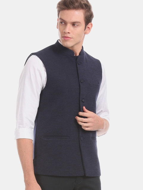

True Blue Men Navy Slim Fit Textured Bandi, Navy blue