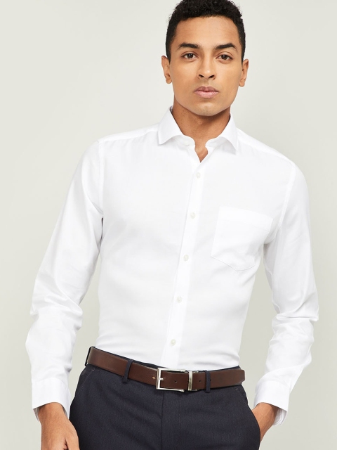 

CODE by Lifestyle Men White Slim Fit Solid Casual Shirt