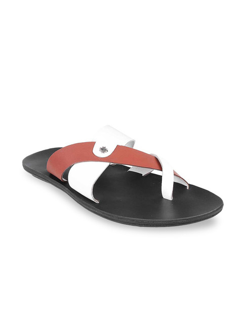 

Metro Men White & Black Solid Leather Comfort Sandals