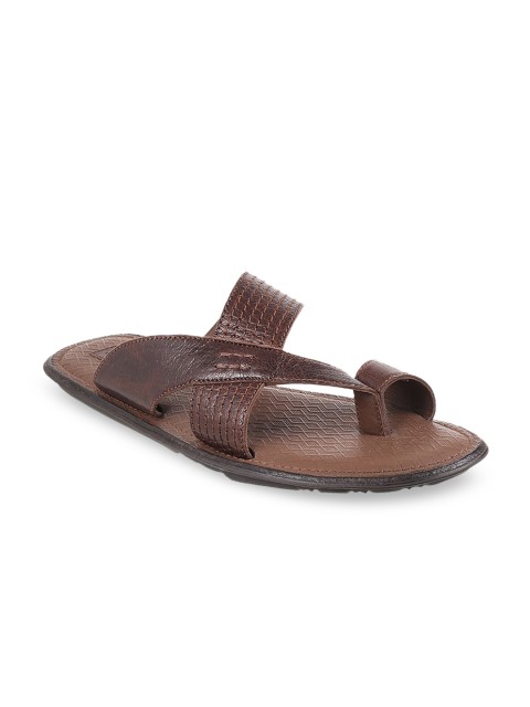 

Metro Men Brown Solid Comfort Sandals