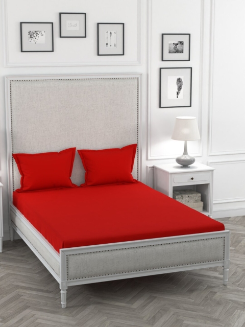 

Portico New York Red Solid 144 TC King Bedsheet With 2 Pillow Covers