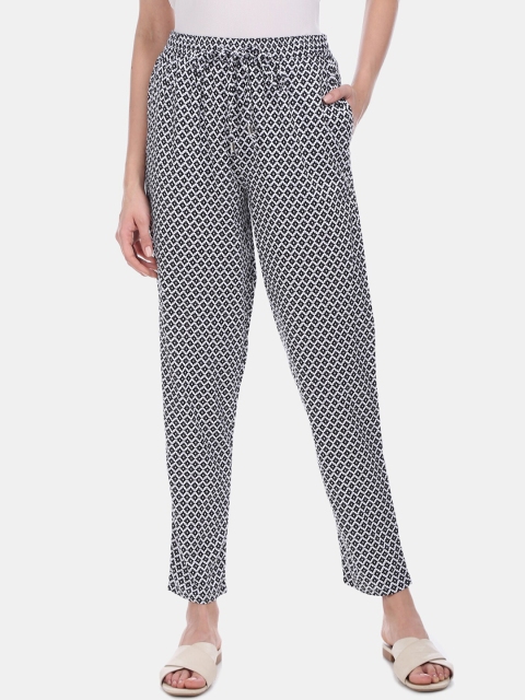 

Cherokee Women Black & White Regular Fit Printed Regular Trousers