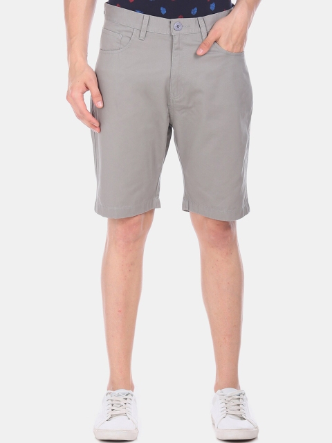

Ruggers Men Grey Solid Regular Fit Regular Shorts