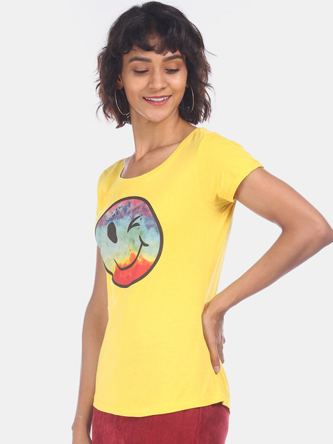 

Sugr Women Yellow Printed Round Neck T-shirt