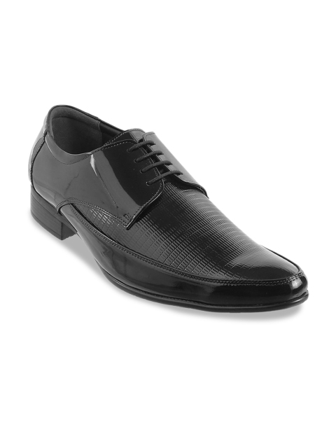 

Metro Men Black Textured Leather Formal Derbys