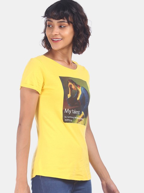 

Sugr Women Yellow Printed Round Neck T-shirt