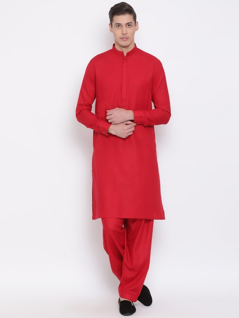 

VASTRAMAY Men Red Solid Kurta with Salwar