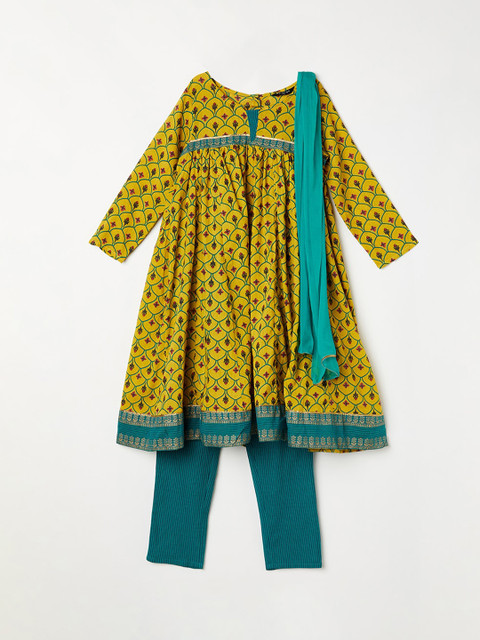

Melange by Lifestyle Girls Yellow Printed Kurta with Pyjamas & Dupatta