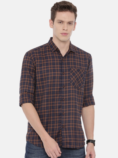 

William White Men Brown Slim Fit Checked Casual Shirt