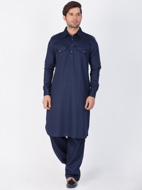 

VASTRAMAY Men Navy Blue Solid Kurta with Salwar