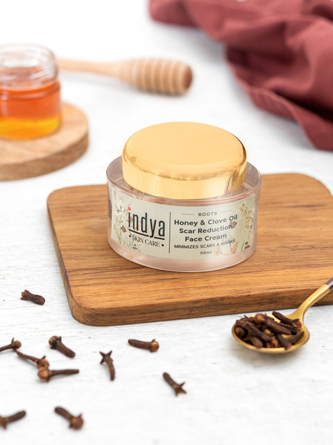 

INDYA Orange Honey & Clove Oil Scar Reduction Face Cream 50 ml