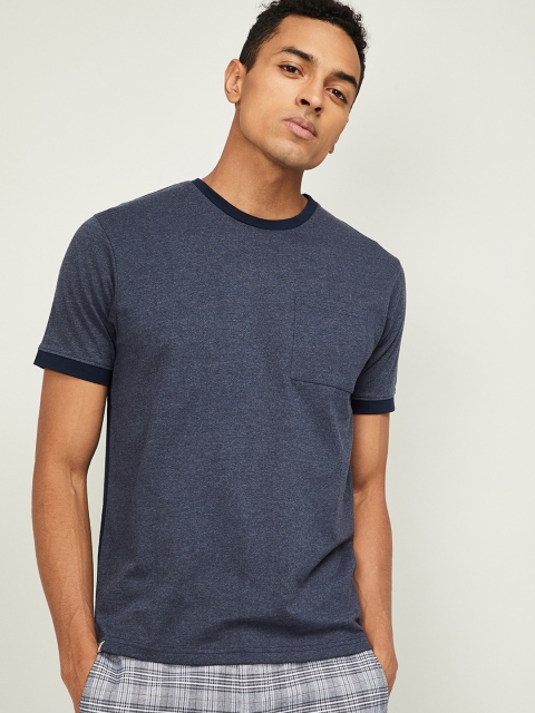 

Fame Forever by Lifestyle Men Navy Blue Solid Round Neck T-shirt