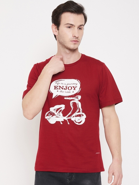 

Purple Feather Men Maroon Printed Round Neck T-shirt