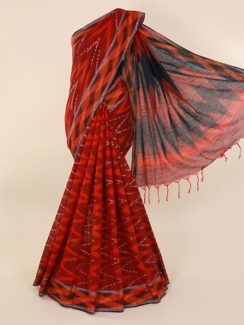 

Pothys Maroon & Navy Blue Linen Blend Printed Saree