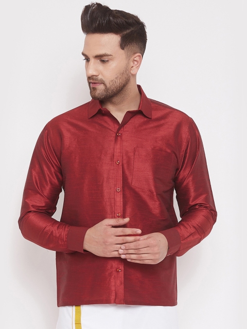 

VASTRAMAY Men Maroon Regular Fit Solid Casual Shirt