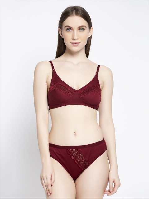 

GRACIT Women Maroon Solid Lingerie Set PW23-14
