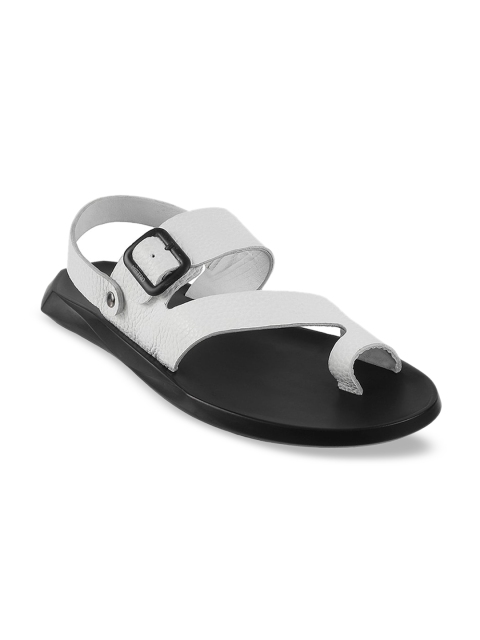 

Metro Men White & Black Solid Leather Comfort Sandals