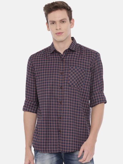 

William White Men Brown & White Slim Fit Checked Casual Shirt