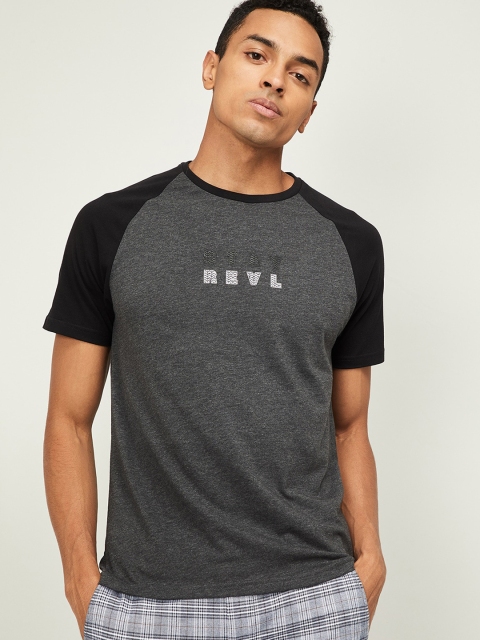 

Fame Forever by Lifestyle Men Grey Printed Round Neck T-shirt