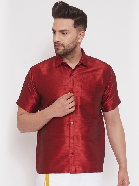 

VASTRAMAY Men Maroon Regular Fit Solid Casual Shirt