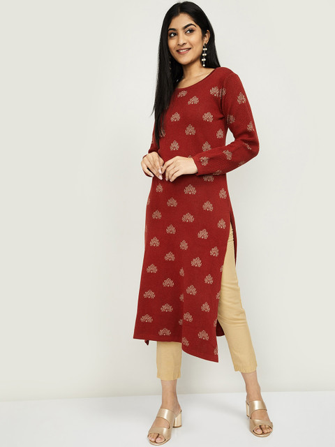 

Melange by Lifestyle Women Maroon Printed Straight Kurta