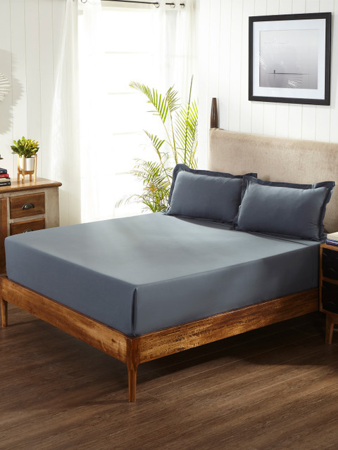 

Portico New York Grey Solid 144 TC Cotton 1 King Bedsheet with 2 Pillow Covers