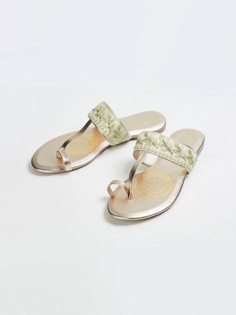 

Melange by Lifestyle Women Olive Green Printed PU T-Strap Flats