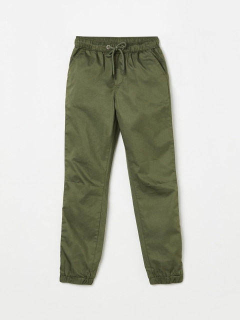 

Fame Forever by Lifestyle Boys Green Slim Fit Solid Joggers