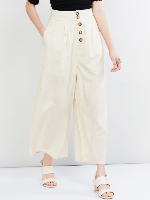 

max Women Off-White Solid Wide Leg Palazzos