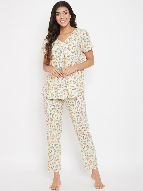 

Clovia Women Beige & White Floral Printed Night Suit