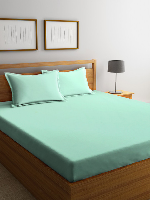 

Trident Green Solid 144 TC Cotton 1 Queen Bedsheet with 2 Pillow Covers