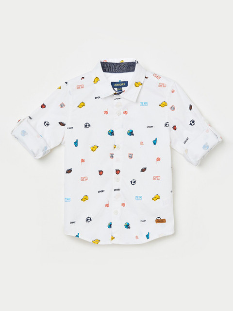 

Juniors by Lifestyle Boys White Regular Fit Printed Casual Shirt