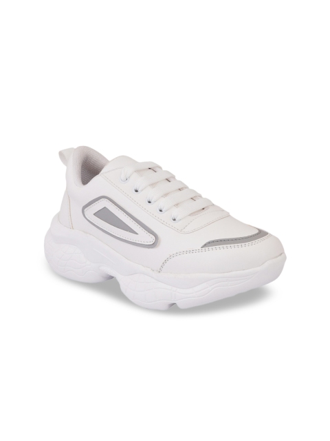 

SCENTRA Women White Running Shoes