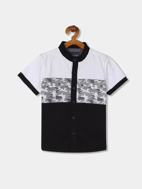 

Cherokee Boys Black & White Regular Fit Colourblocked Casual Shirt