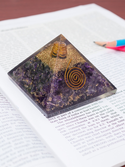 

Golden Peacock Purple & Gold-Toned Amethyst Crystal Stone Pyramid Prism