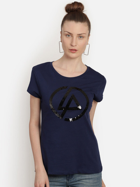 

Free Authority Women Navy Blue Linkin Park Logo Print T-shirt
