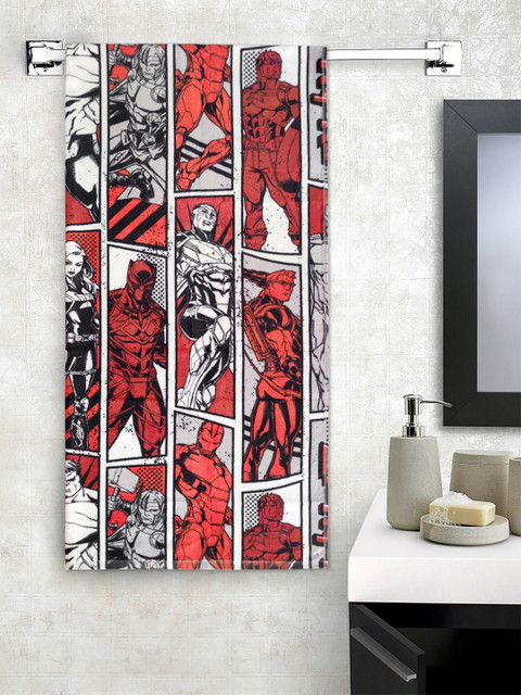 

SPACES Grey & Red Marvel Avengers Printed 380 GSM Bath Towel