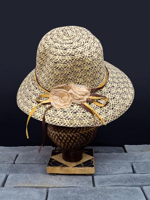 

Golden Peacock Women Beige & Brown Woven Design Straw Sun Hat