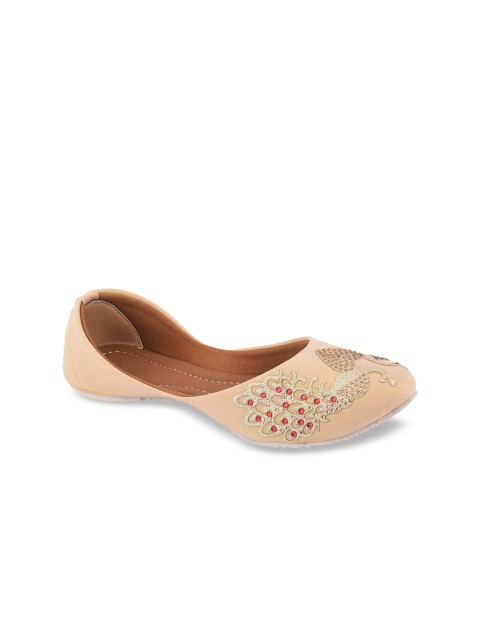 

DESI COLOUR Women Beige Embellished Mojaris