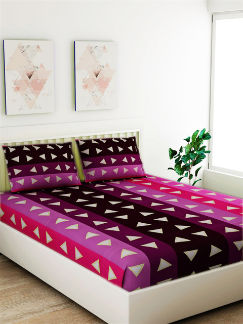 

Salona Bichona Magenta & Black Geometric 180 TC Cotton 1 King Bedsheet with 2 Pillow Covers