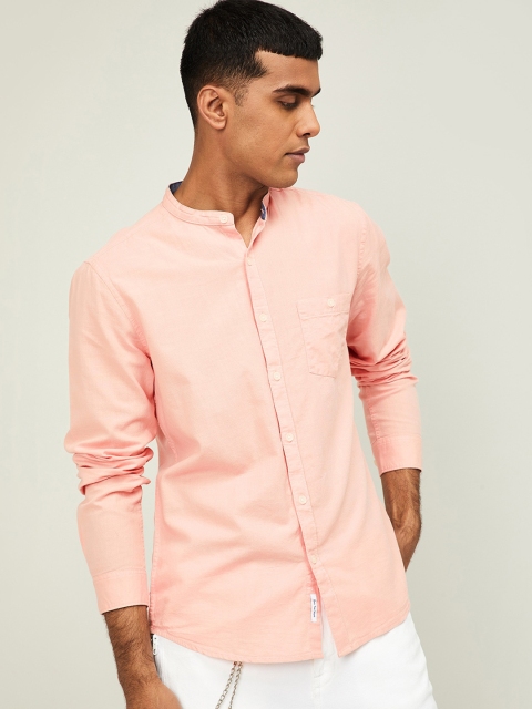 

Forca Men Pink Slim Fit Solid Casual Shirt