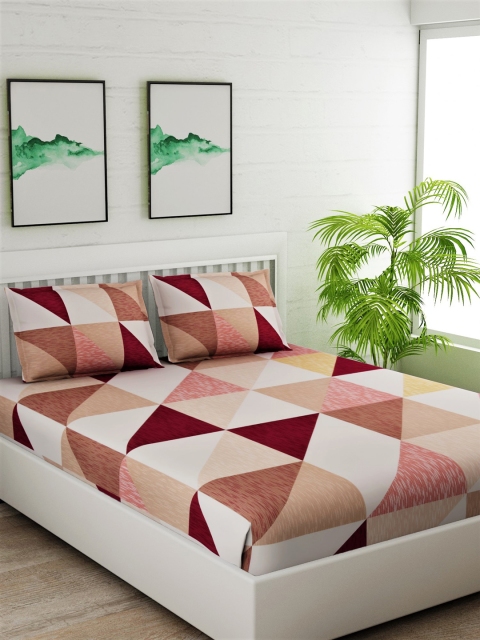 

Salona Bichona Peach-Coloured & Beige Geometric 180 TC Cotton 1 Queen Bedsheet with 2 Pillow Covers