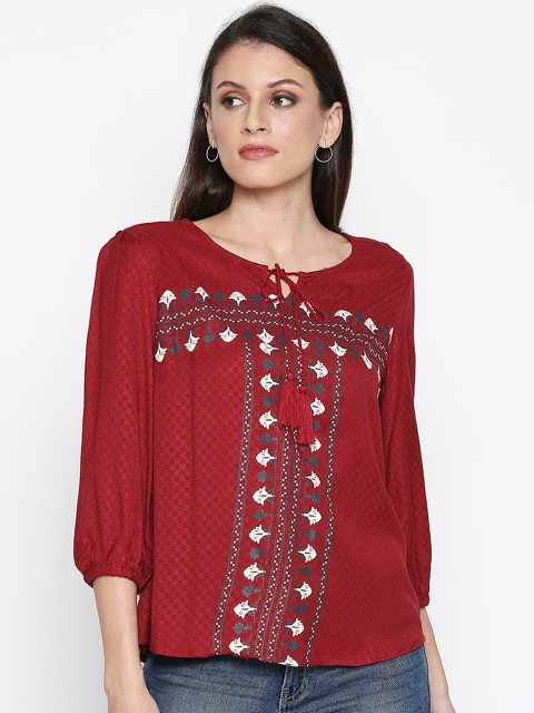 

People Maroon Printed Tie-Up Neck Top