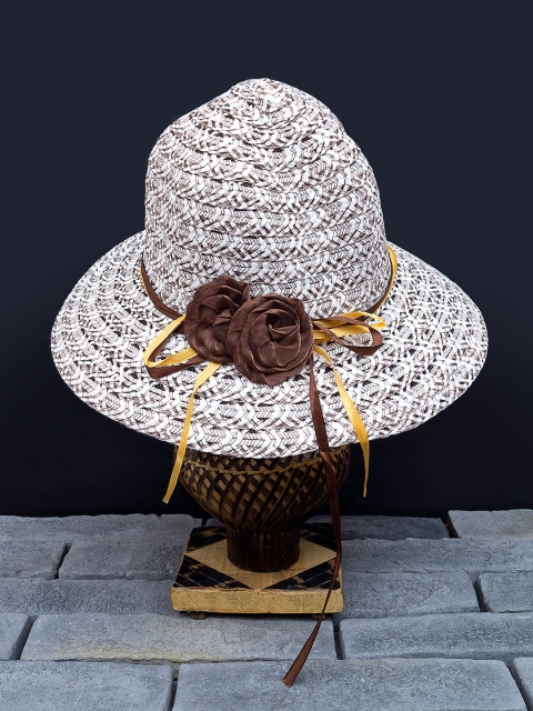

Golden Peacock Women White & Brown Woven-Design Straw Sun Hat
