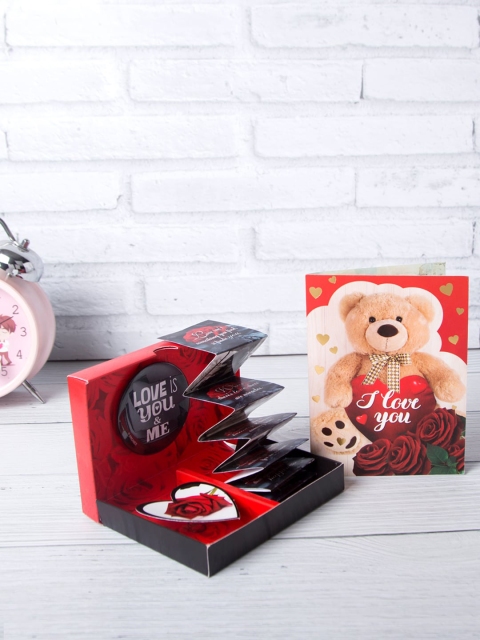

Archies Red & White Love Special Badge Card With Greeting Card