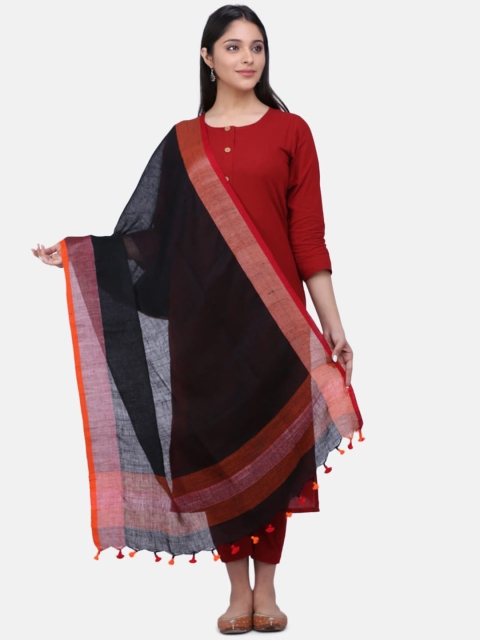

THE WEAVE TRAVELLER Black & Red Solid Dupatta